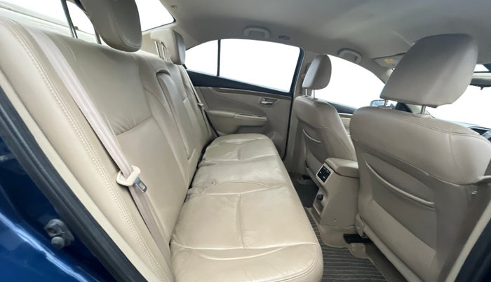 2019 Maruti Ciaz ALPHA  AT 1.5 SHVS PETROL, Petrol, Automatic, 55,158 km, Right Side Rear Door Cabin