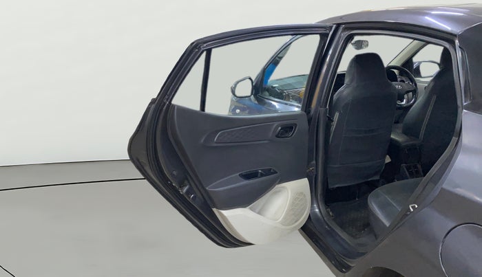 2022 Hyundai AURA S 1.2 CNG, CNG, Manual, 56,755 km, LHS Rear Door