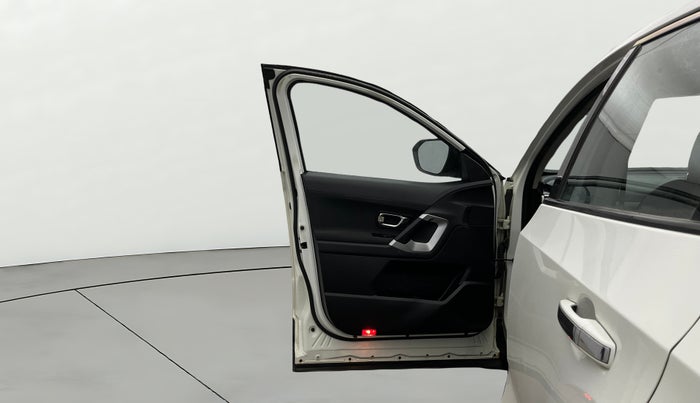 2019 Tata Harrier XT 2.0L KRYOTEC, Diesel, Manual, 86,556 km, LHS Front Door