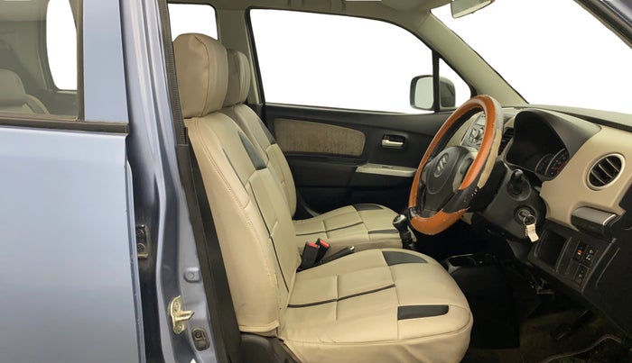 2016 Maruti Wagon R 1.0 VXI, Petrol, Manual, 71,487 km, Right Side Front Door Cabin
