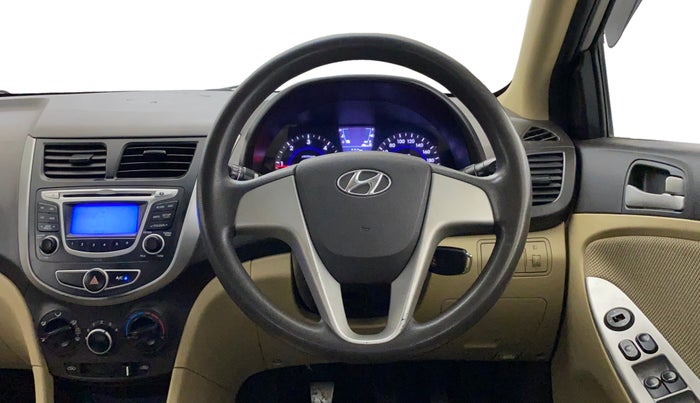2014 Hyundai Verna FLUIDIC 1.4 CRDI, Diesel, Manual, 91,151 km, Steering Wheel Close Up