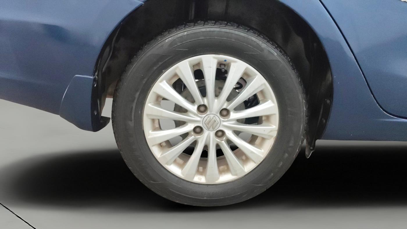 2017 Maruti Ciaz ZETA 1.4  AT PETROL, Petrol, Automatic, 68,611 km, Right Rear Wheel