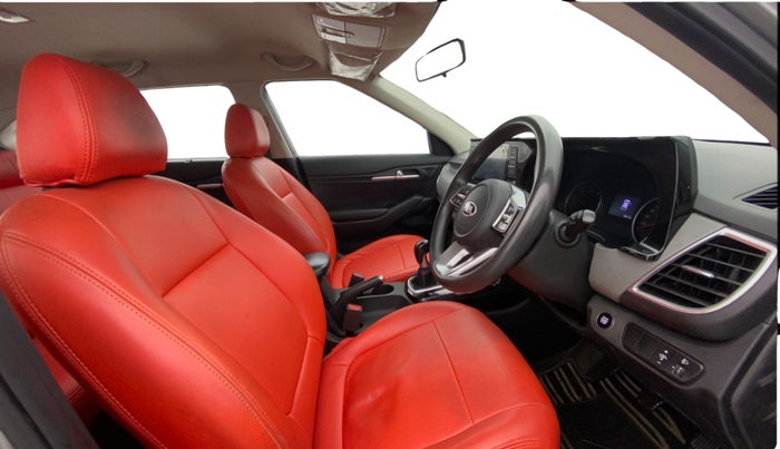 2019 KIA SELTOS HTK PLUS 1.5 DIESEL, Diesel, Manual, 68,212 km, Right Side Front Door Cabin