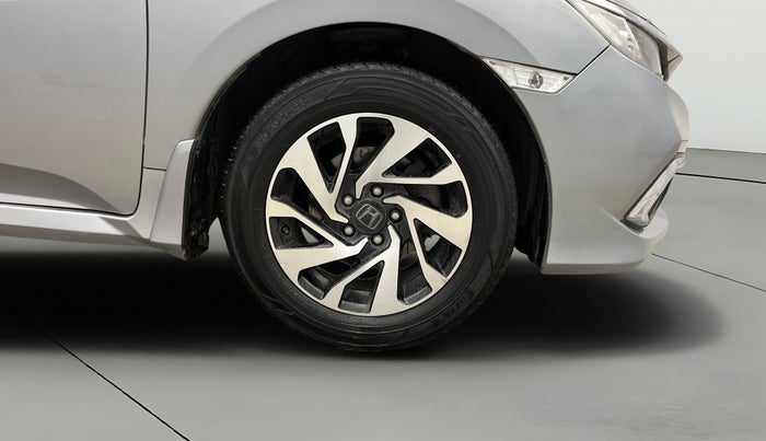 2020 Honda Civic 1.8L I-VTEC VX CVT, Petrol, Automatic, 1,04,643 km, Right Front Wheel