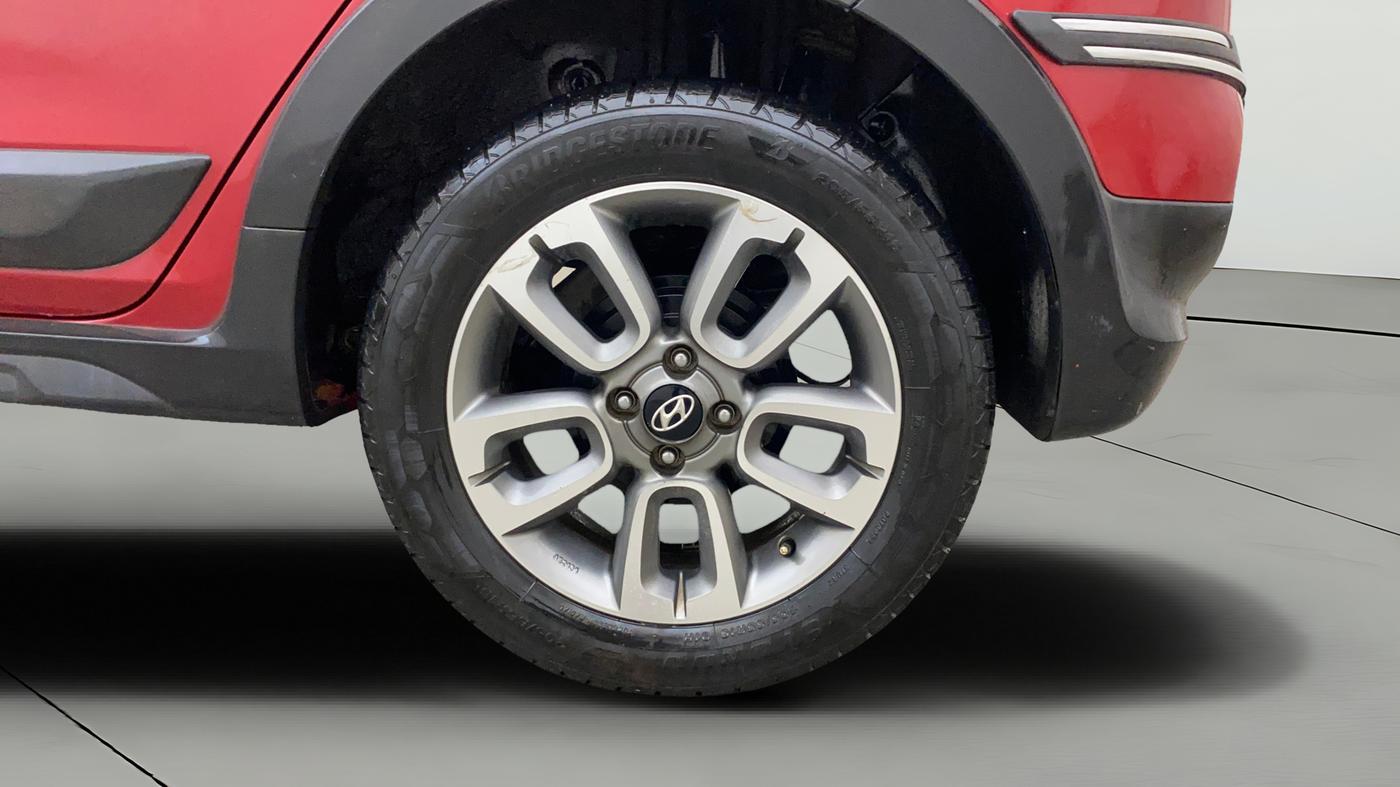 2018 Hyundai i20 Active 1.2 SX, Petrol, Manual, 55,143 km, Left Rear Wheel