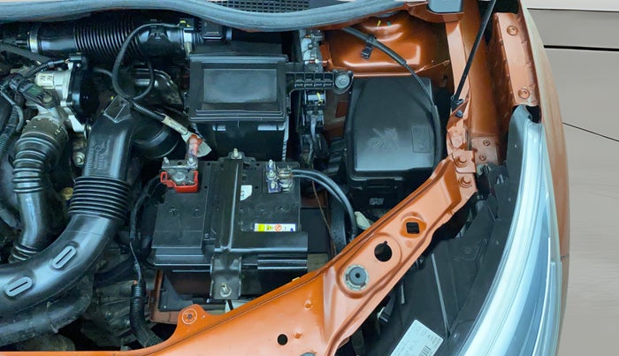 2019 Renault Captur PLATINE DIESEL DUAL TONE, Diesel, Manual, 83,603 km, Engine View - Left