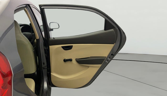 2017 Hyundai Eon ERA +, Petrol, Manual, 61,242 km, RHS Rear Door