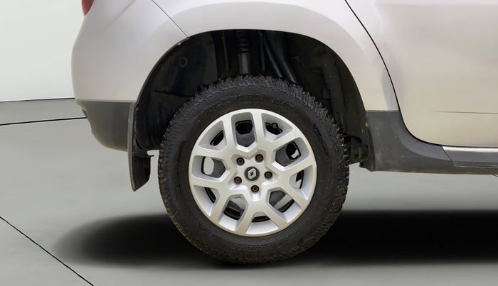 2016 Renault Duster RXL PETROL, Petrol, Manual, 23,020 km, Right Rear Wheel