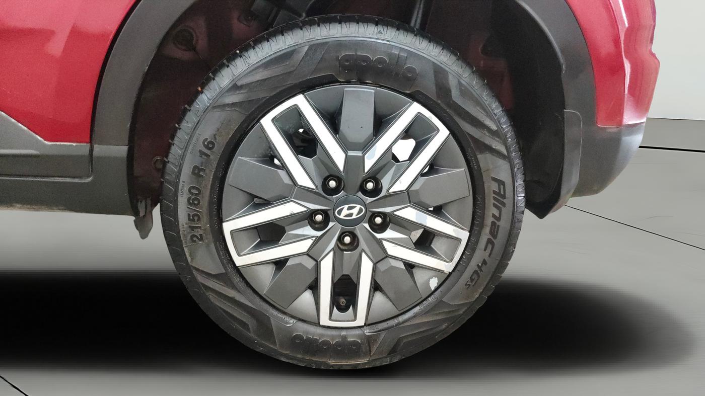 2022 Hyundai VENUE SX 1.5 CRDI, Diesel, Manual, 92,623 km, Left Rear Wheel