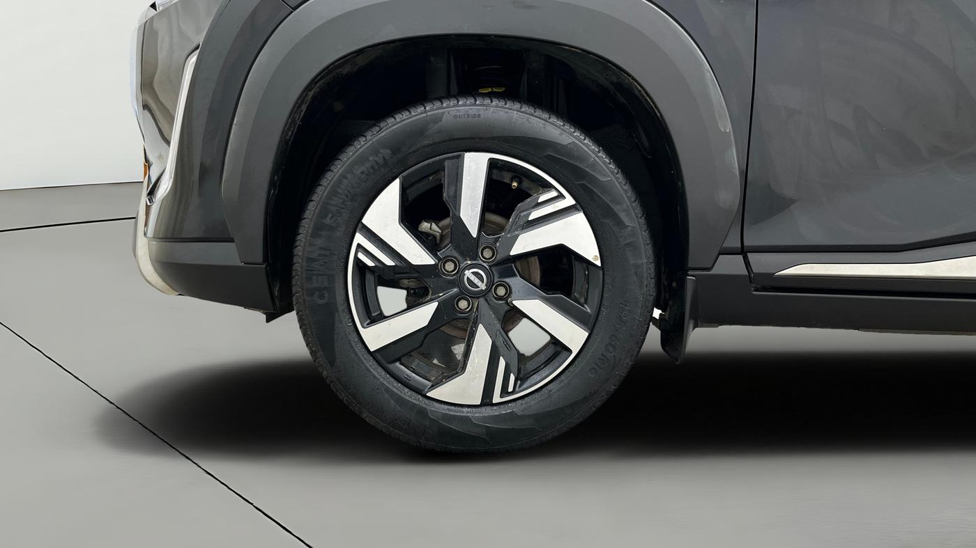 2024 Nissan MAGNITE N-Connecta B4D 1.0 Petrol MT, Petrol, Manual, 15,786 km, Left Front Wheel