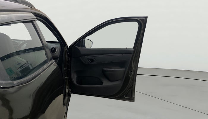 2017 Renault Kwid RXT 1.0, Petrol, Manual, 48,786 km, RHS Front Door