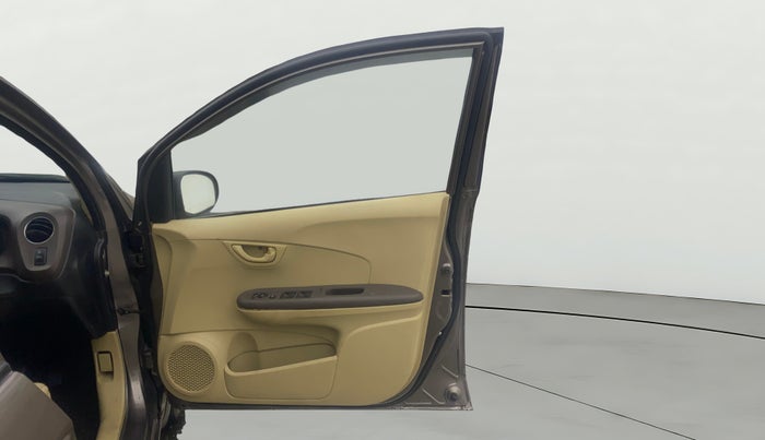 2014 Honda Amaze 1.5L I-DTEC S, Diesel, Manual, 1,43,862 km, RHS Front Door