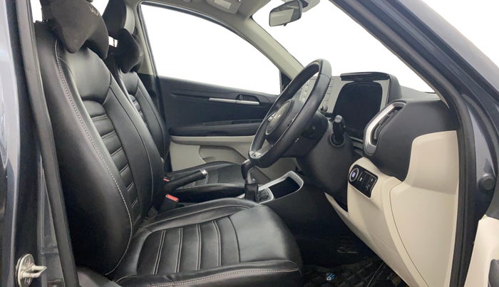 2022 KIA SONET HTX 1.5, Diesel, Manual, 65,068 km, Right Side Front Door Cabin