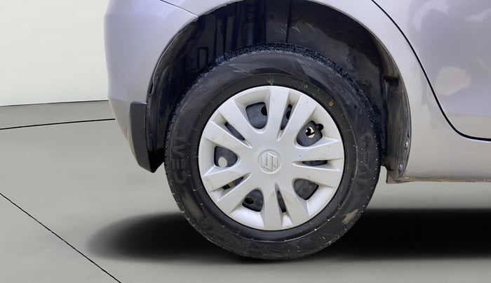2015 Maruti Swift VXI, Petrol, Manual, 68,112 km, Right Rear Wheel
