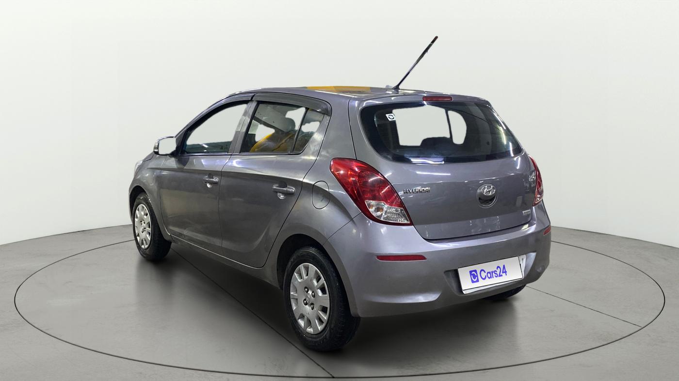 2014 Hyundai Elite i20 MAGNA 1.2, CNG, Manual, 1,07,011 km, Left Back Diagonal