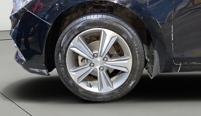 2019 Hyundai Verna 1.6 VTVT SX + AT, Petrol, Automatic, 77,010 km, Left Front Wheel