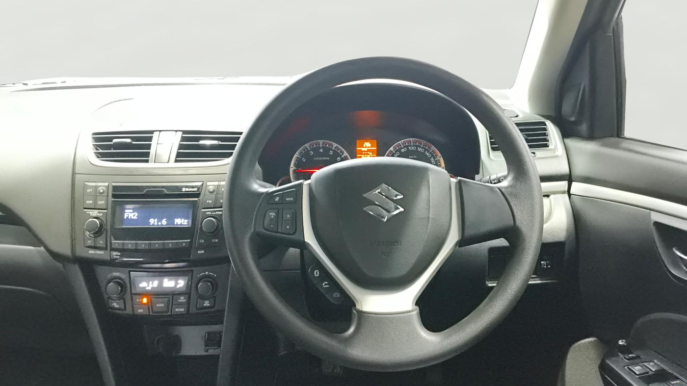 2016 Maruti Swift ZXI, Petrol, Manual, 34,473 km, Steering Wheel Close Up