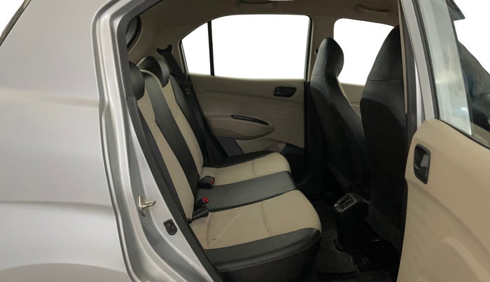 2019 Hyundai NEW SANTRO SPORTZ MT, Petrol, Manual, 24,037 km, Right Side Rear Door Cabin