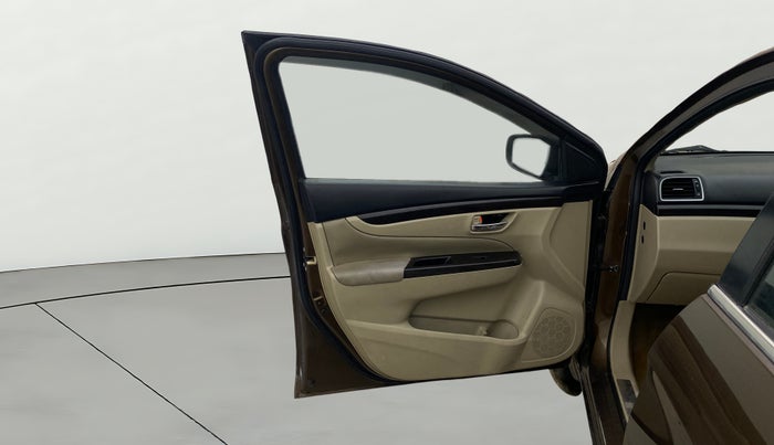 2016 Maruti Ciaz ZXI+, Petrol, Manual, 98,184 km, LHS Front Door