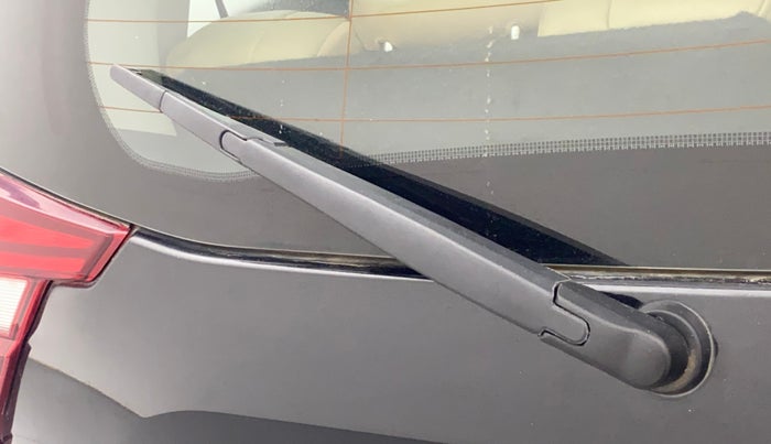 2021 Mahindra XUV500 W11, Diesel, Manual, 65,170 km, Rear Wiper