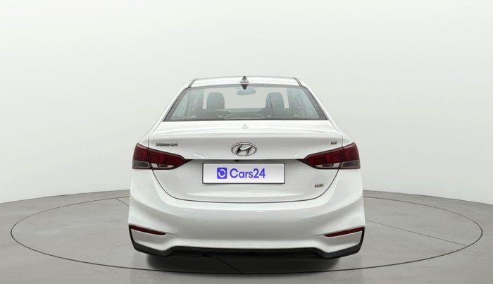 2019 Hyundai Verna 1.6 VTVT SX, Petrol, Manual, 65,450 km, Back/Rear