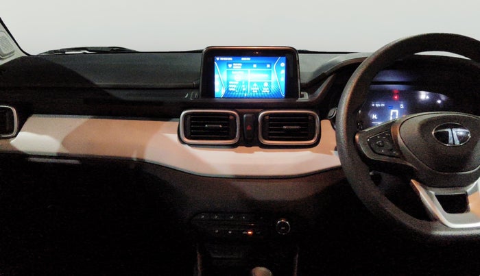 2024 Tata PUNCH ACCOMPLISHED AMT, Petrol, Automatic, 8,733 km, Air Conditioner