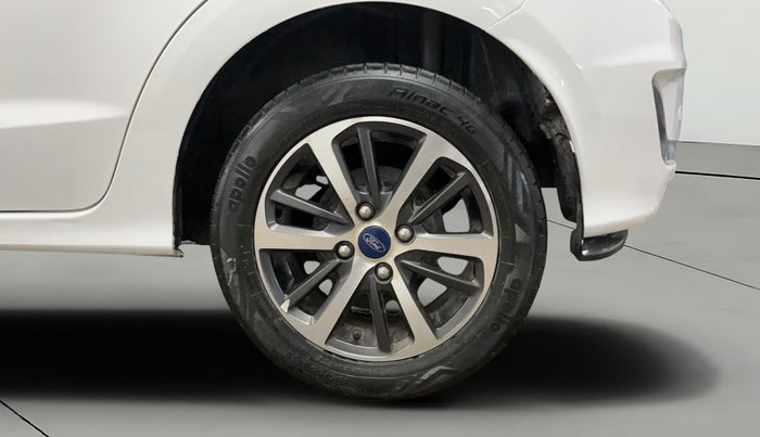 2020 Ford New Figo TITANIUM 1.2 PETROL MT, Petrol, Manual, 28,854 km, Left Rear Wheel