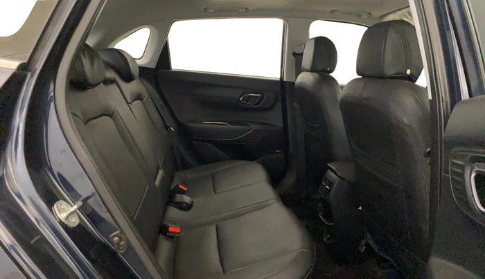 2023 Hyundai NEW I20 ASTA (O) 1.2 IVT, Petrol, Automatic, 26,119 km, Right Side Rear Door Cabin