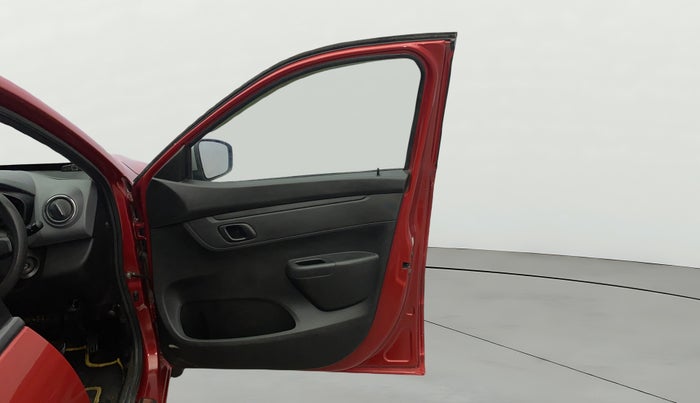 2017 Renault Kwid RXT 1.0, Petrol, Manual, 44,244 km, RHS Front Door