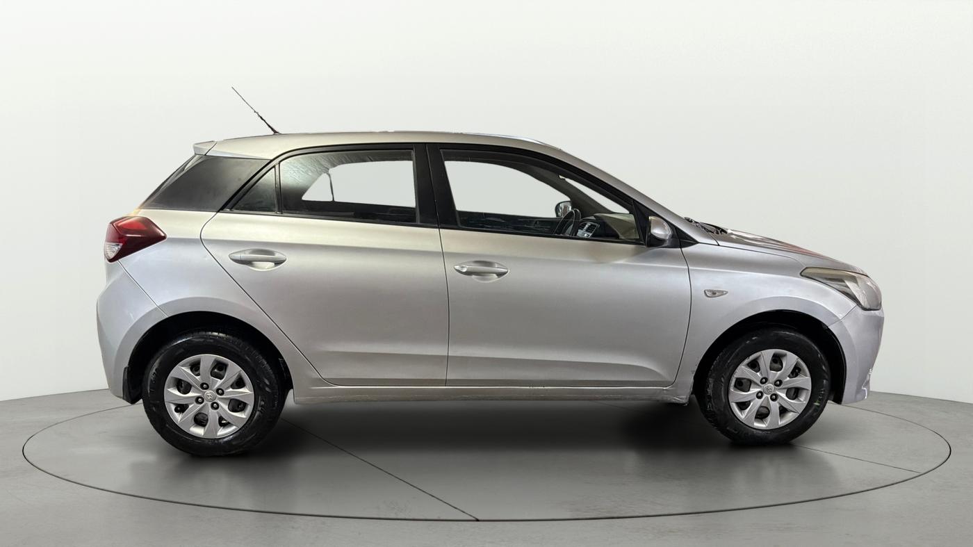 2014 Hyundai Elite i20 MAGNA 1.2, Petrol, Manual, 58,469 km, Right Side View