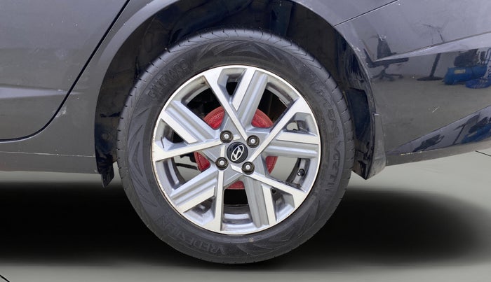2024 Hyundai Verna SX (O) 1.5 MPI MT, Petrol, Manual, 29,076 km, Left Rear Wheel