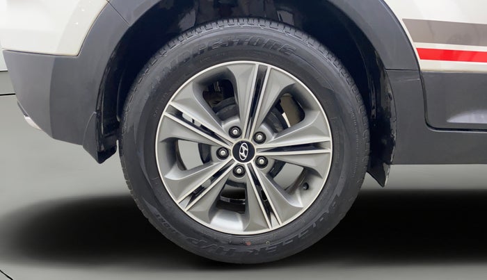 2016 Hyundai Creta SX PLUS  ANNIVERSARY EDITION 1.6 PETROL, Petrol, Manual, 41,701 km, Right Rear Wheel