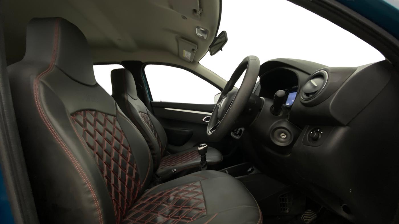 2023 Renault Kwid CLIMBER MT 1.0, Petrol, Manual, 16,247 km, Right Side Front Door Cabin