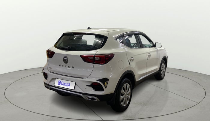 2024 MG ASTOR Sprint 1.5 MT (Ivory), Petrol, Manual, 7,166 km, Right Back Diagonal