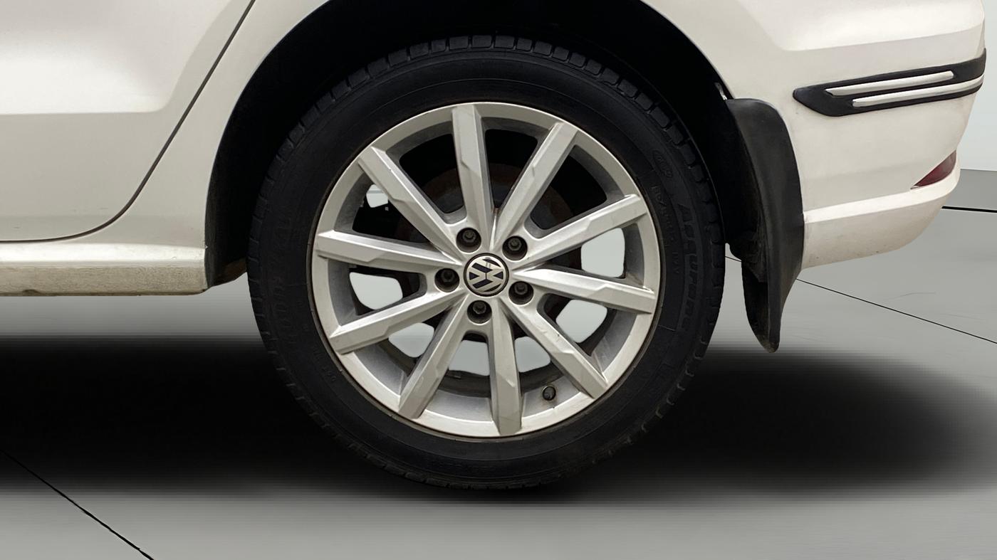2018 Volkswagen Ameo HIGHLINE PLUS 1.0L 16 ALLOY, Petrol, Manual, 65,129 km, Left Rear Wheel