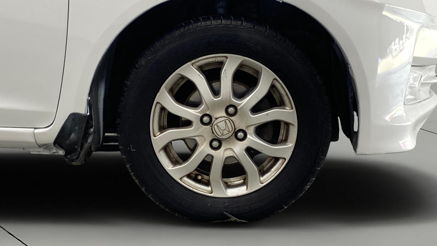 2015 Honda Amaze 1.2L I-VTEC VX, Petrol, Manual, 66,452 km, Right Front Wheel