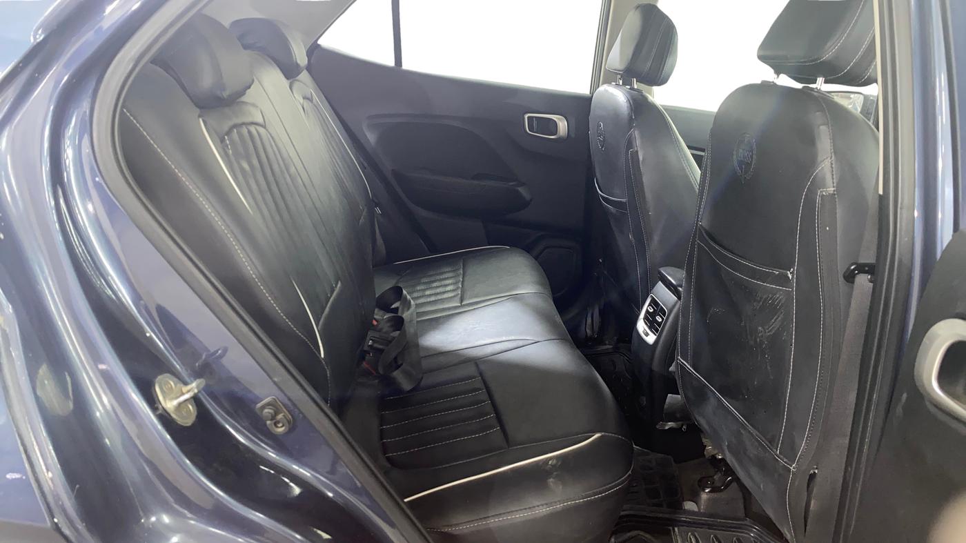 2019 Hyundai VENUE SX PLUS 1.0 TURBO DCT, Petrol, Automatic, 58,077 km, Right Side Rear Door Cabin