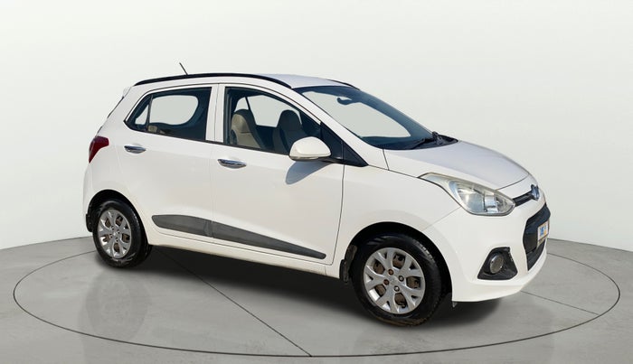 2014 Hyundai Grand i10 SPORTZ 1.2 KAPPA VTVT, Petrol, Manual, 69,487 km, Right Front Diagonal