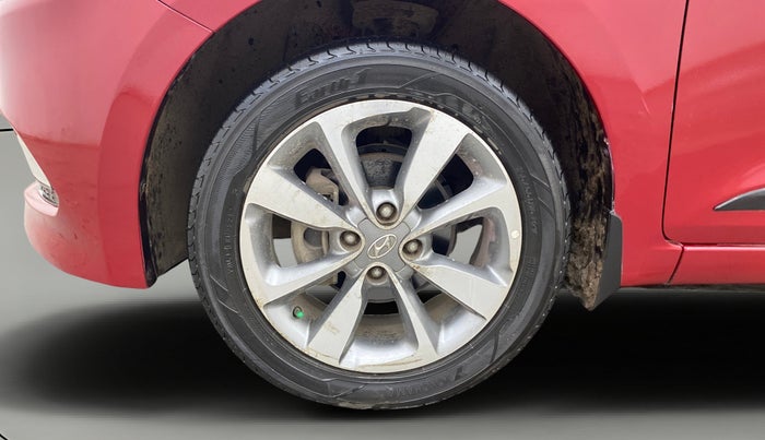 2015 Hyundai Elite i20 ASTA 1.2, CNG, Manual, 1,04,472 km, Left Front Wheel