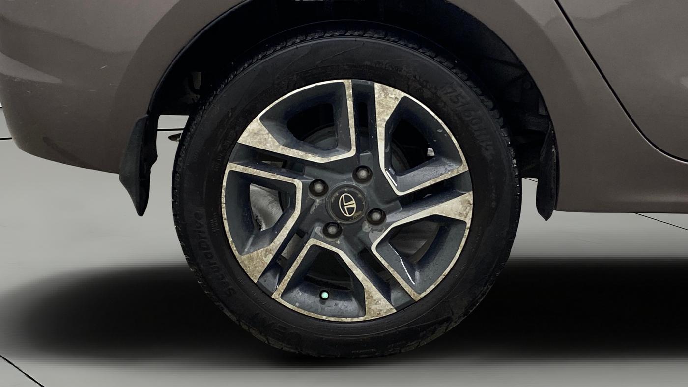 2017 Tata TIGOR XZ (O) PETROL, Petrol, Manual, 63,640 km, Right Rear Wheel