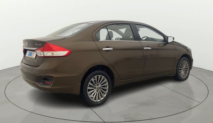 2015 Maruti Ciaz ZXI, Petrol, Manual, 30,780 km, Right Back Diagonal