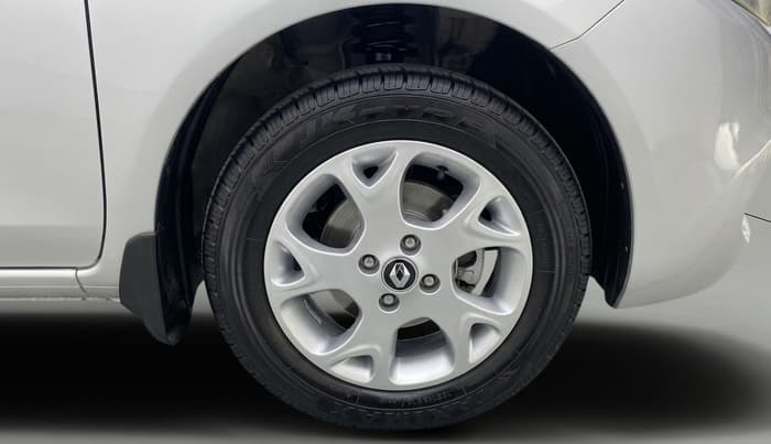 2013 Renault Scala RXZ DIESEL, Diesel, Manual, 50,380 km, Right Front Wheel