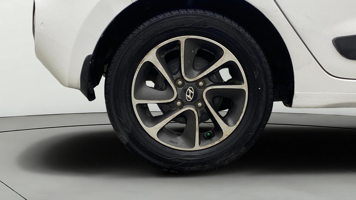 2019 Hyundai Grand i10 SPORTZ AT 1.2 KAPPA VTVT, Petrol, Automatic, 50,650 km, Right Rear Wheel