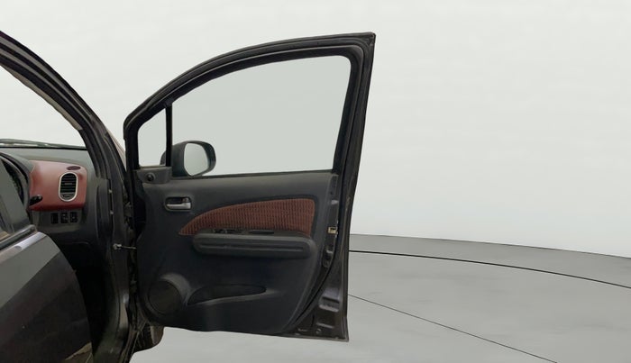 2014 Maruti Ritz VXI, Petrol, Manual, 39,724 km, RHS Front Door