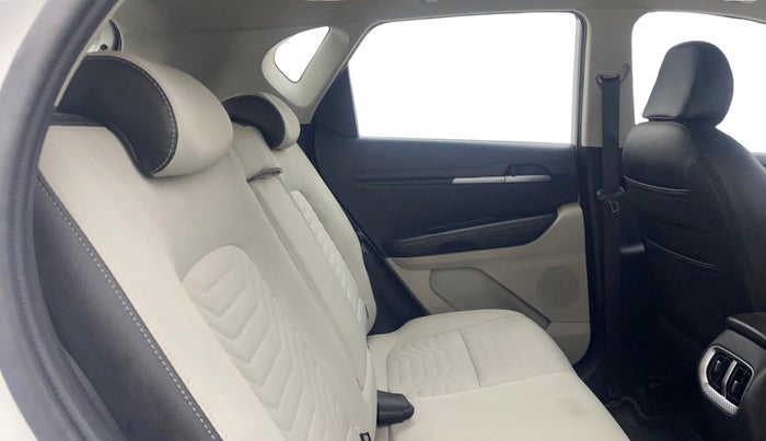 2021 KIA SONET HTX 1.0 IMT, Petrol, Manual, 50,394 km, Right Side Rear Door Cabin