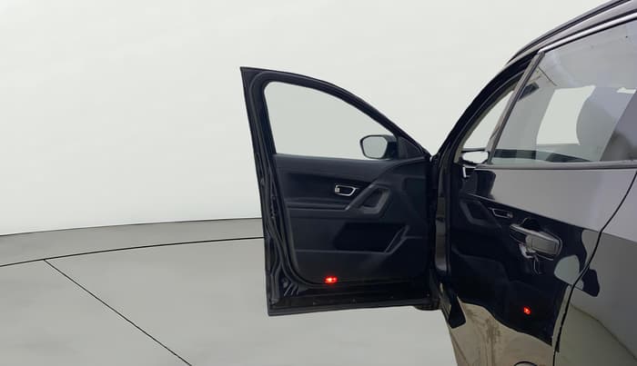 2020 Tata Harrier XZA PLUS 2.0L, Diesel, Automatic, 44,628 km, LHS Front Door