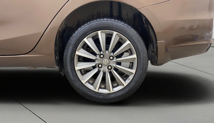 2019 Maruti Ciaz ALPHA 1.5 SHVS PETROL, Petrol, Manual, 57,322 km, Left Rear Wheel