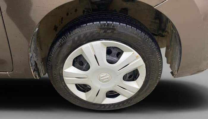 2014 Maruti Wagon R 1.0 VXI, Petrol, Manual, 43,065 km, Right Front Wheel