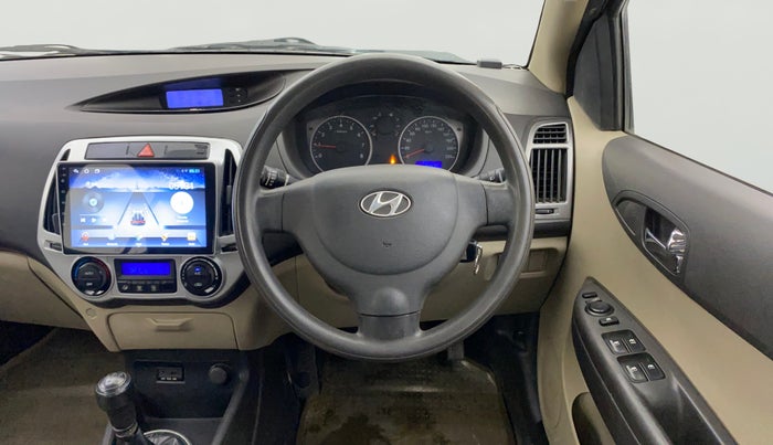 2013 Hyundai i20 MAGNA 1.2, Petrol, Manual, 74,970 km, Steering Wheel Close Up