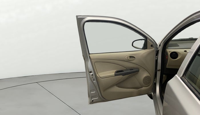 2015 Toyota Etios Liva G, Petrol, Manual, 20,502 km, LHS Front Door